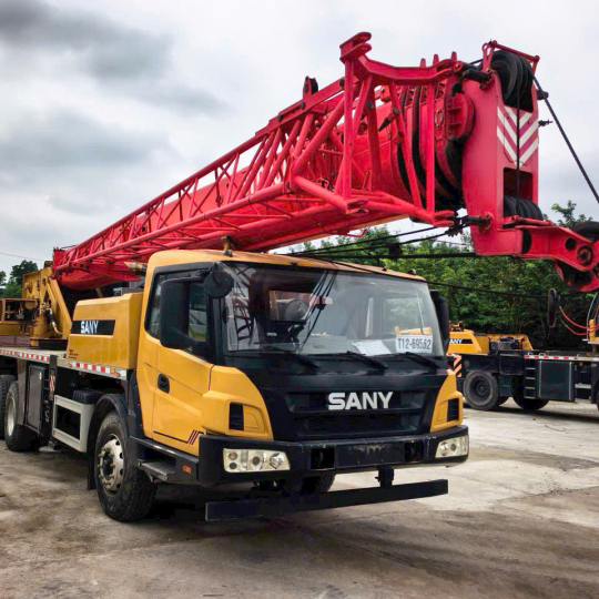 Dịch Vụ cho thuê xe cẩu kato khu vực hồ chí minh giá cạnh tranh