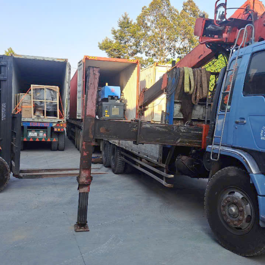 Cho thuê xe cẩu tại Bình Dương giá rẻ
